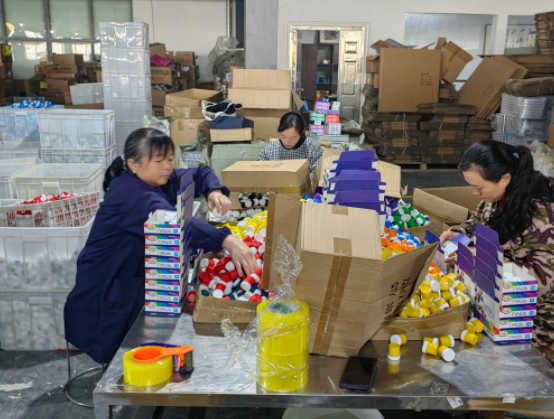 建行南昌分行 金融“输血”激发特色产业活力，日用杂品销售焕新姿